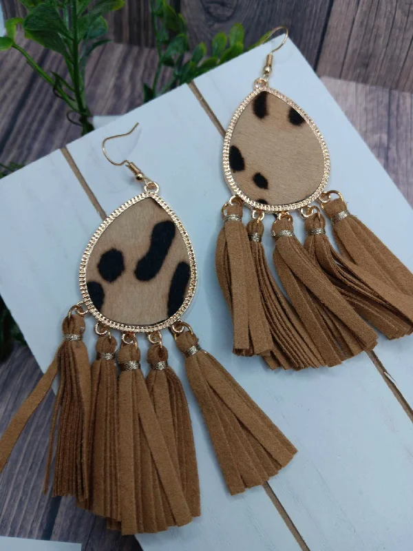 Leopard Faux Fur & Tassel Style Earrings - Tan